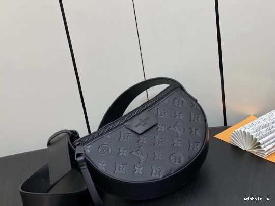WIS VUITTON Moon Crossbody LOUIS 0810